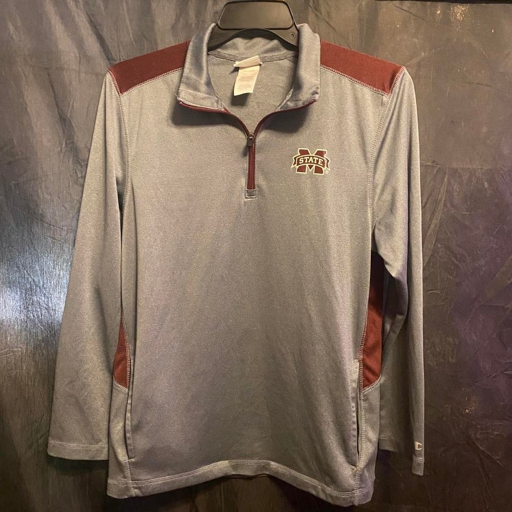 Men's Mississippi State Long Sleeve quarter zip. Sz. M.